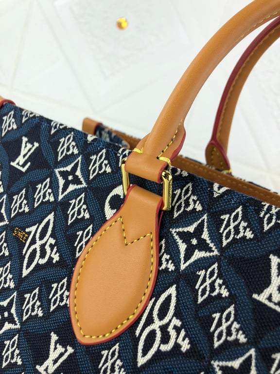 LUV SINCE 1854 ONTHEGO PM 35CM