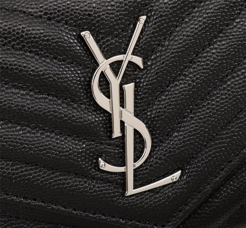 SAINT LAURENT CASSANDRE MATELASSE CHAIN WALLET IN GRAIN DE POUDRE EMBOSSED BLACK SILVER 22CM