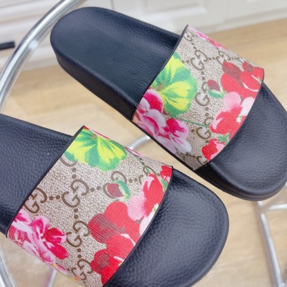 GG FLORAL PRINT SUPREME SLIDE SANDALS FOR WOMEN
