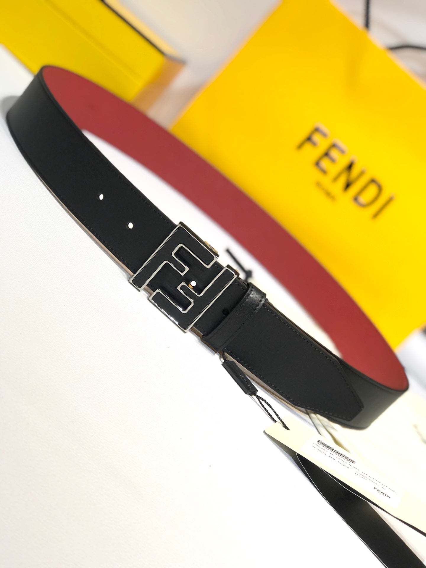 FD LEATHER BETL BLACK 40MM