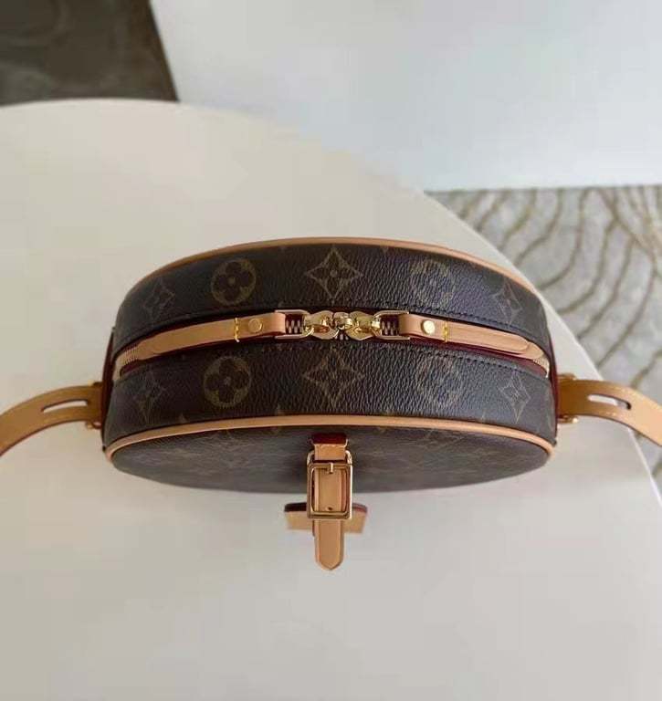 LUV BOITE CHAPEAU SOUPLE MM 22CM