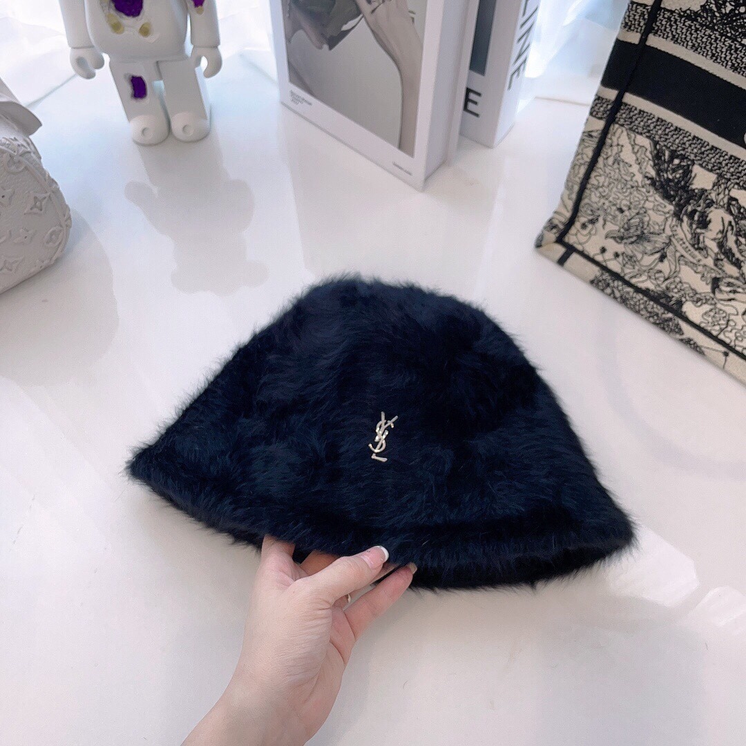 YSL FAUX FUR BUCKET HAT BLACK