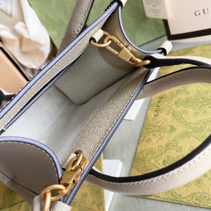 GG MINI TOTE BAG WITH INTERLOCKING G SUPREME CANVAS 671623 UULBT 9683