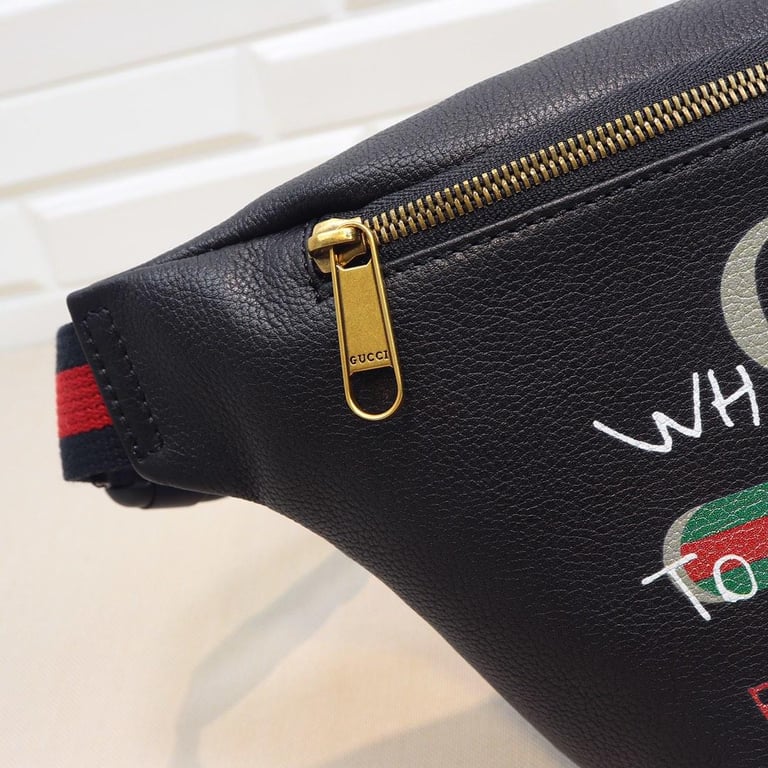 GG BLACK LOGO PRINT MEDIUM BELT BAG