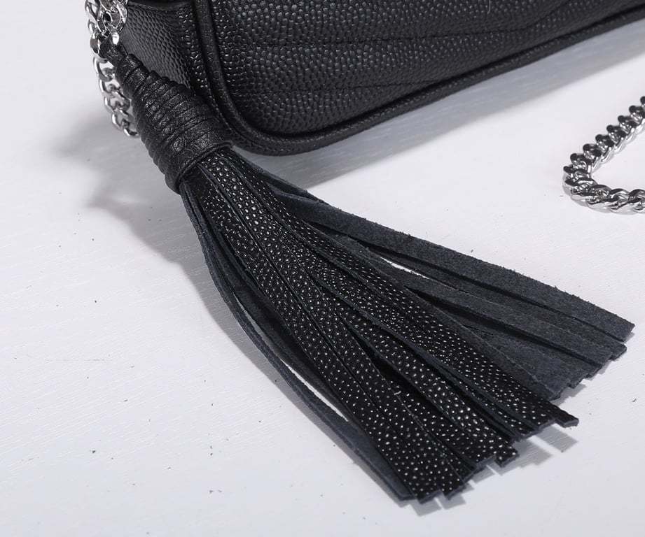 SAINT LAURENT LOU CAMERA BAG IN QUILTED NOIR LEATHER BLACK 18CM