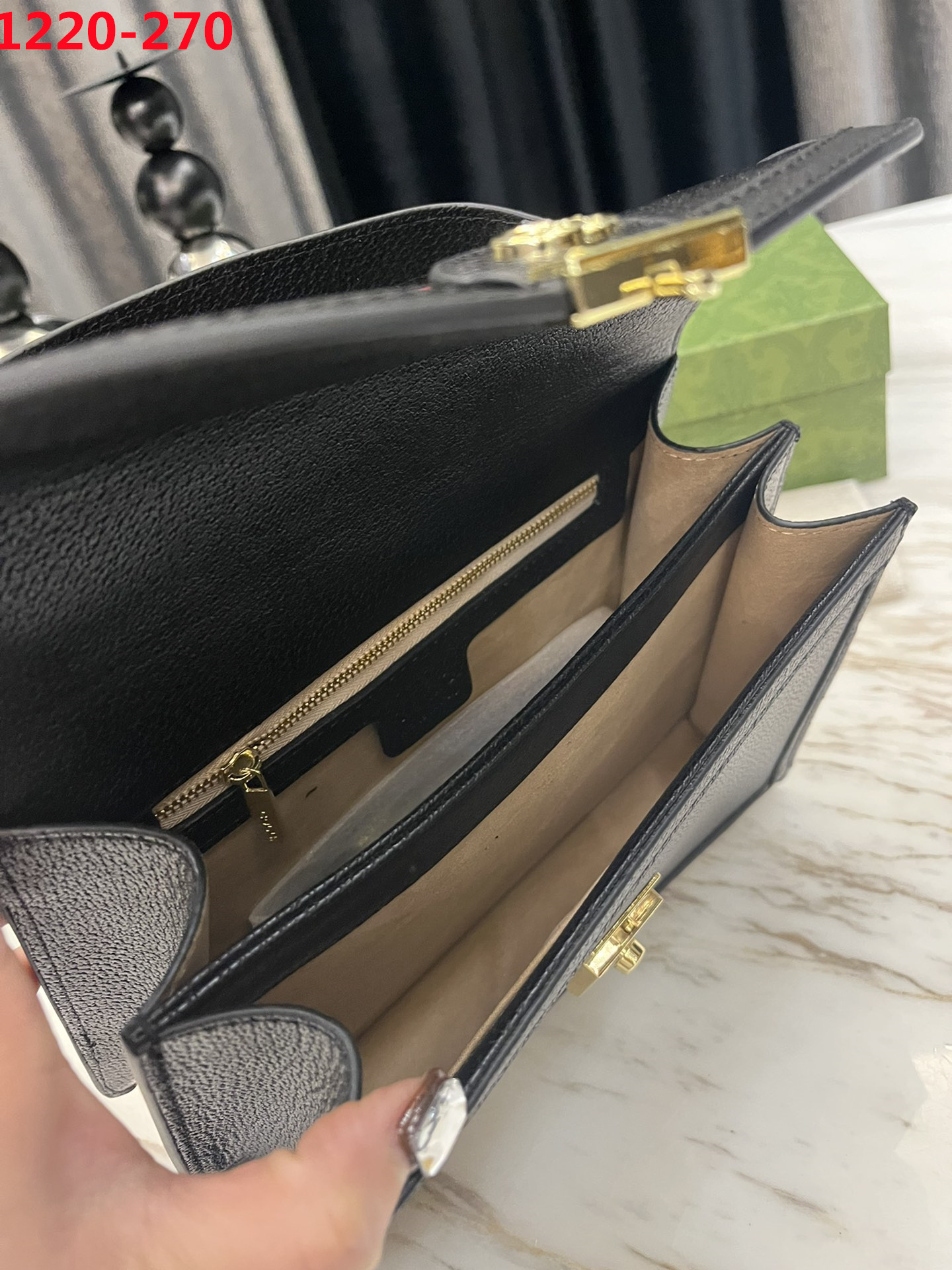 GG GG MATELASSÉ SMALL TOP HANDLE BAG BLACK 24CM