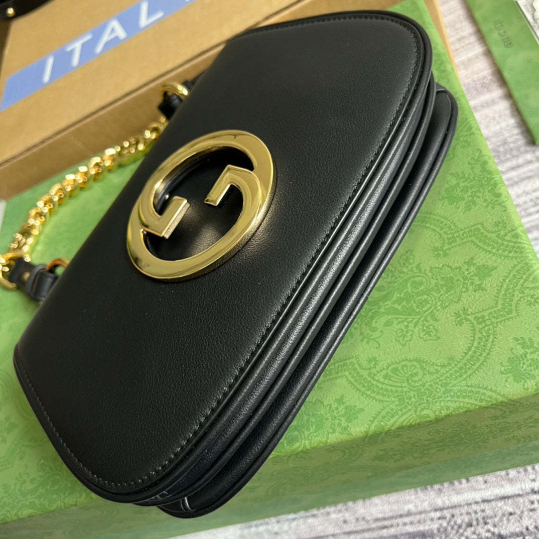 GC 724645 subaxillary bag 21cm black Leather