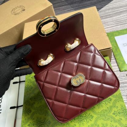 GC 741457 Deco Small size shoulder bag 18cm crimson