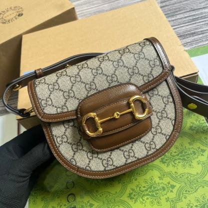 GC 760191 Aria shoulder bag 18cm Brown/PVC