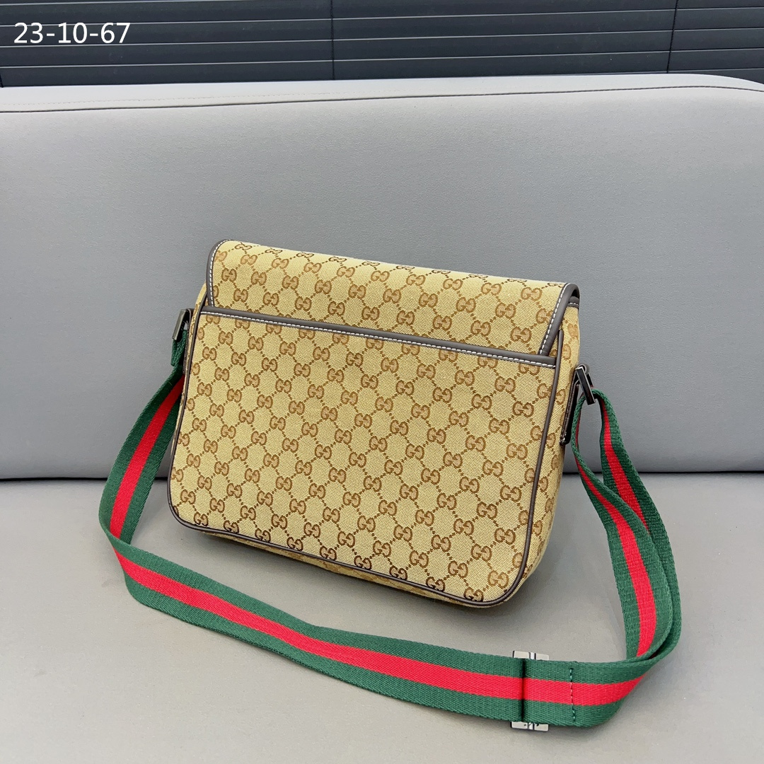 GG SUPREME INTERLOCKING G MESSENGER BAG BEIGE 32CM