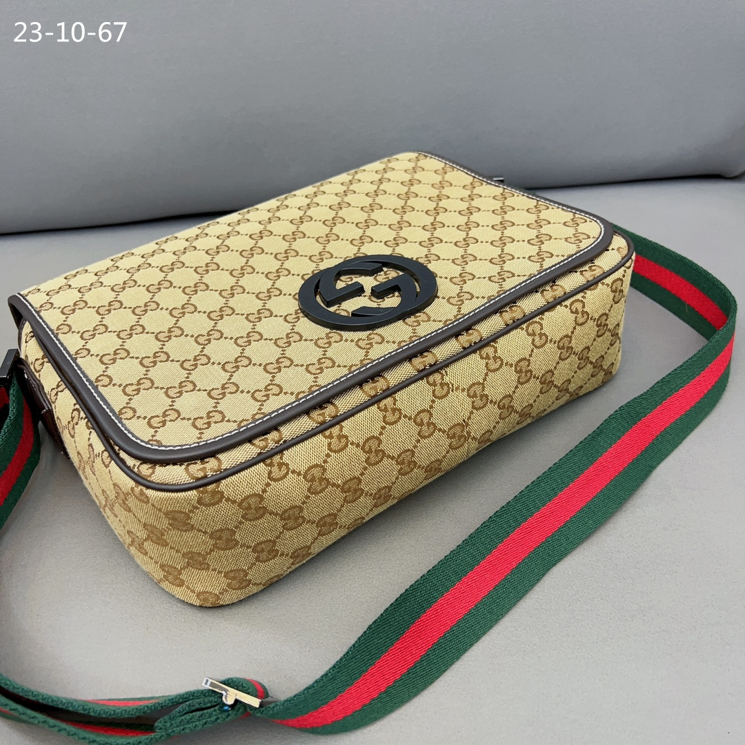 GG SUPREME INTERLOCKING G MESSENGER BAG BEIGE 32CM