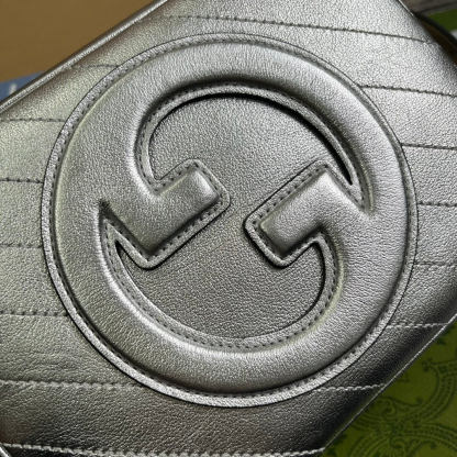 GG 742360 Blondie shoulder bag 21cm Silver leather Free shipping