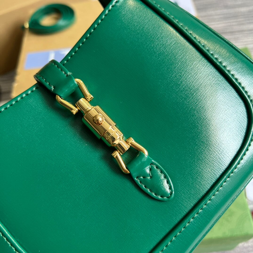 GG637091 Handbag subaxillary bag 19cm green cowhide