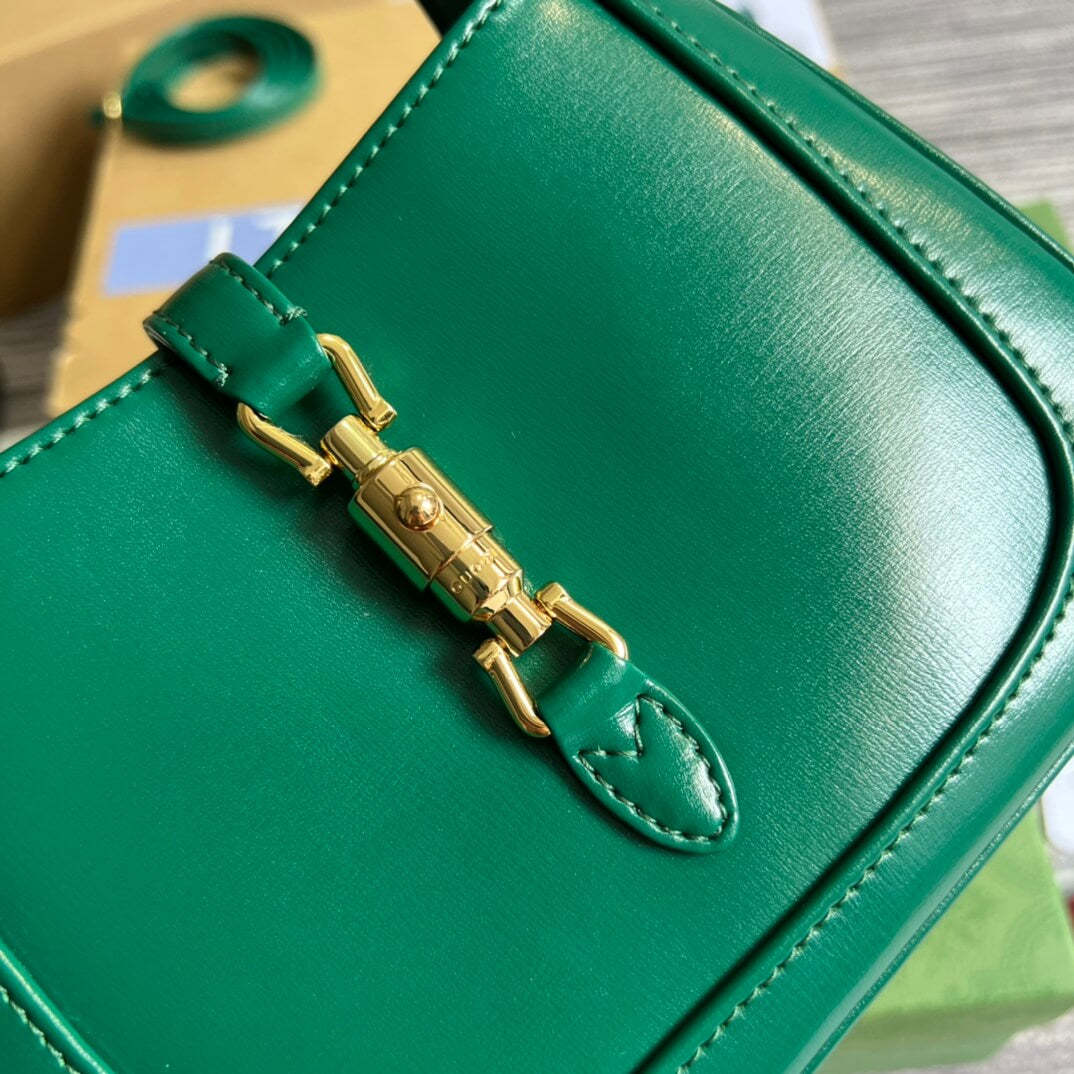 GG637091 Handbag subaxillary bag 19cm green cowhide