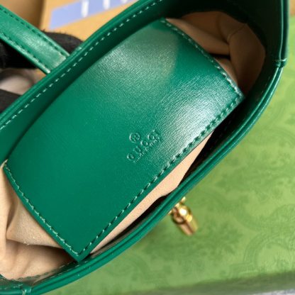GG637091 Handbag subaxillary bag 19cm green cowhide