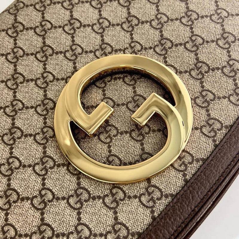 Blondie Medium Shoulder Bag With Round Interlocking G 699210