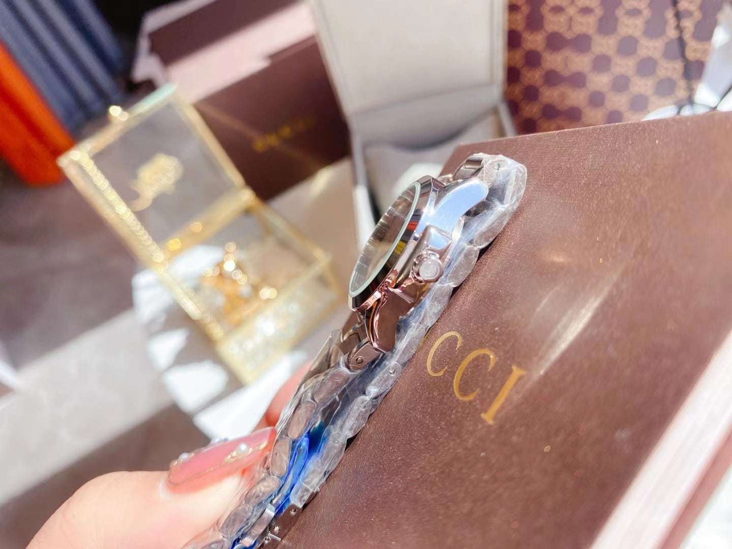 GUCCI G TIMELESS 27MM YA126595