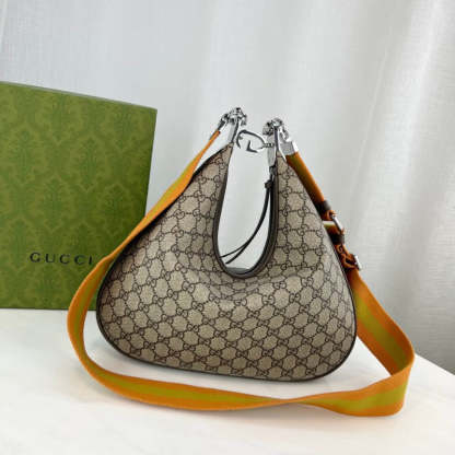 GG Supreme Attache Medium Shoulder Bag 702823 Coffee