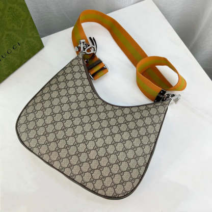 GG Supreme Attache Medium Shoulder Bag 702823 Coffee