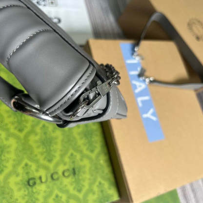 Horsebit Chain large Shoulder Bag 764339