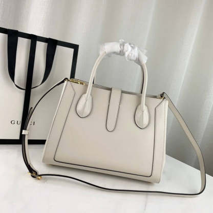 Jackie 1961 Medium Tote Bag in White Leather 649016