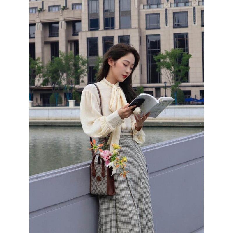 Mini Tote Bag with Interlocking G in GG Supreme 671623