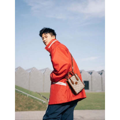 Mini Tote Bag with Interlocking G in GG Supreme 671623