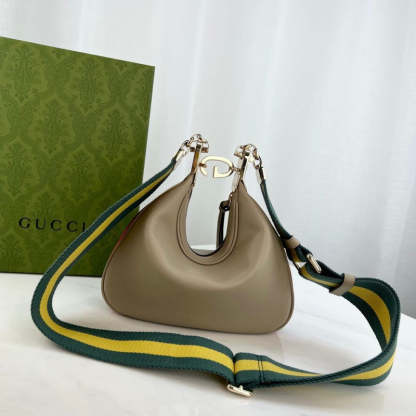 Oatmeal Leather Attache large Shoulder Bag 699409