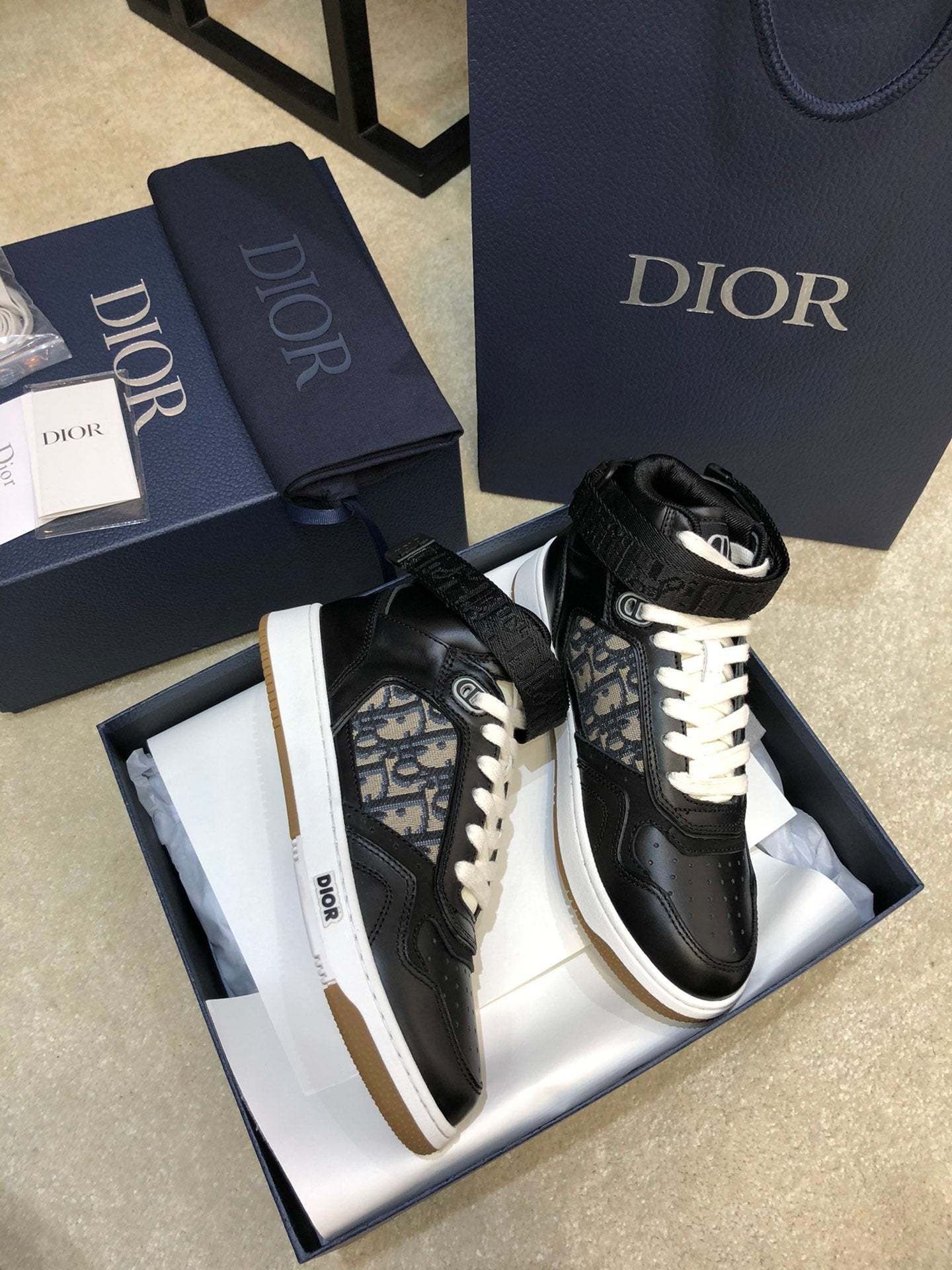Luxury Shoes - DIR - 1255