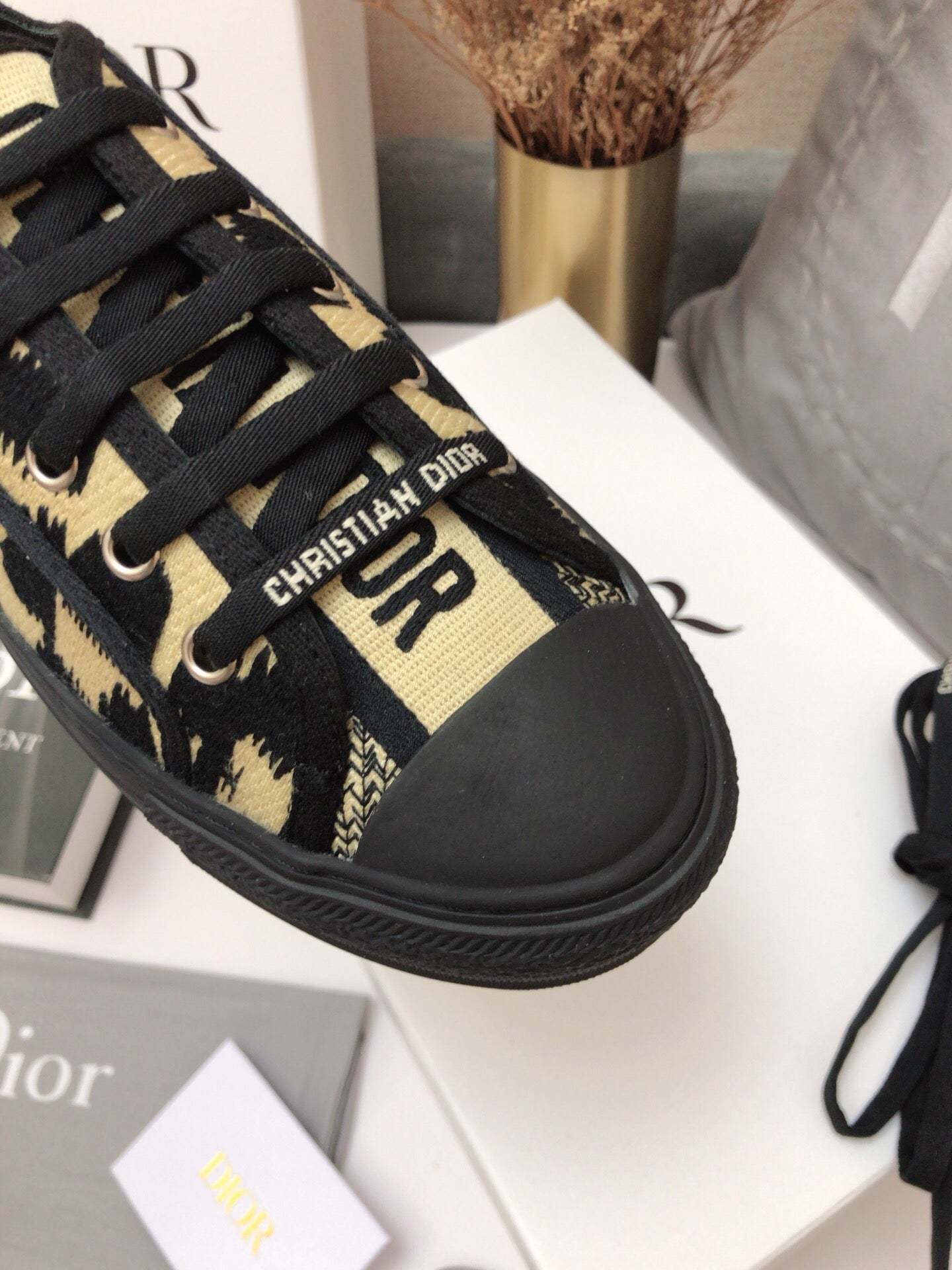 Luxury Shoes - DIR - 1351