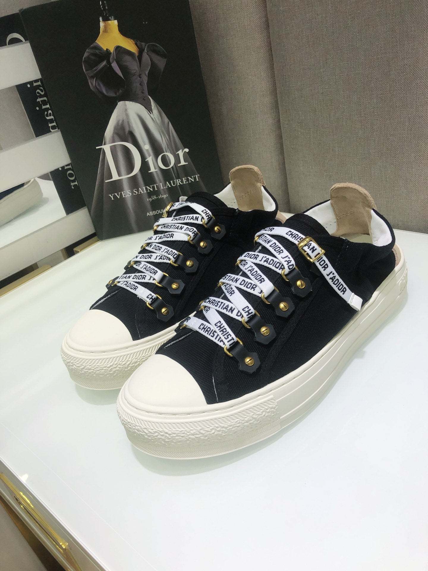 Luxury Shoes - DIR - 1363
