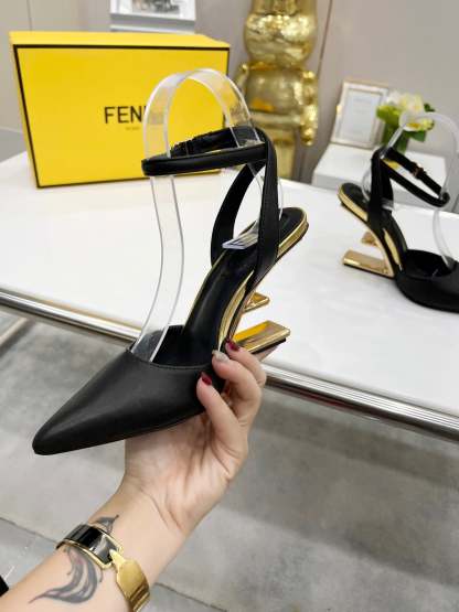 Luxury Shoes - FED - 690