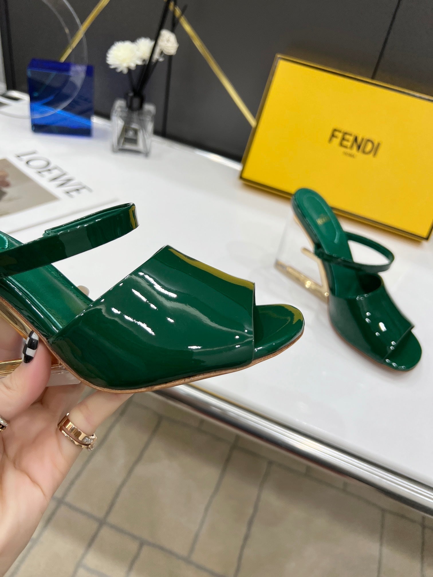 Luxury Shoes - FED - 684