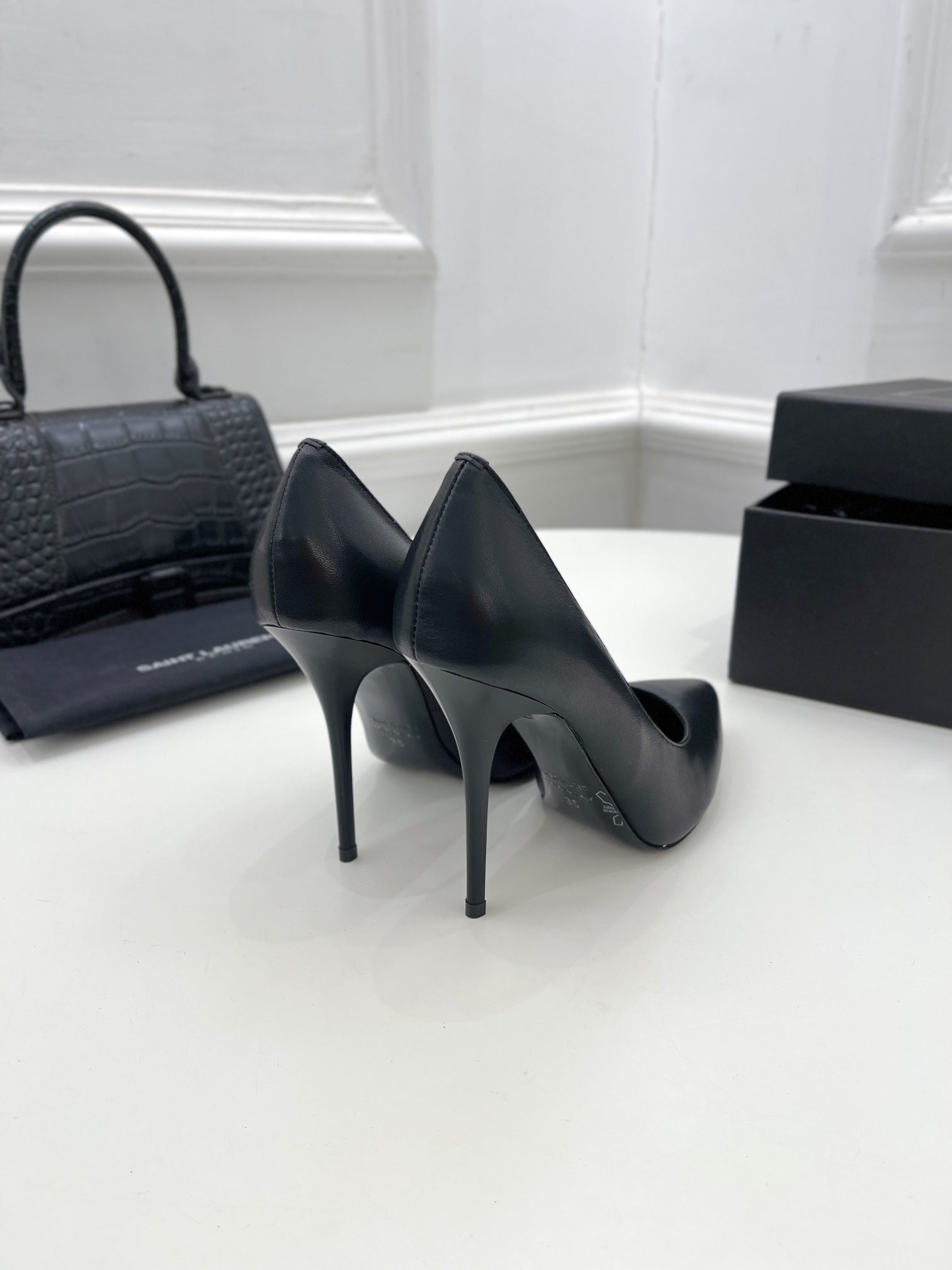 Luxury Shoes Sandals - SL - 521