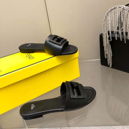 Luxury Shoes - FED - 665