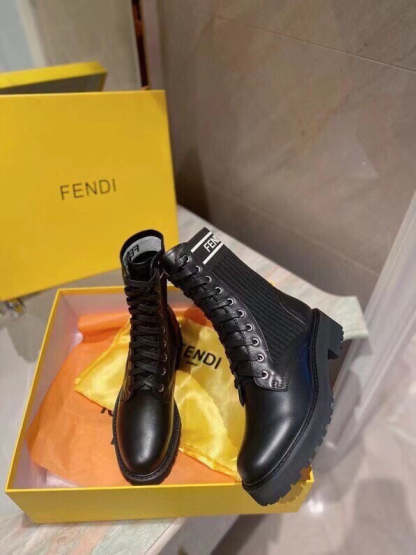 Luxury Shoes - FED - 495
