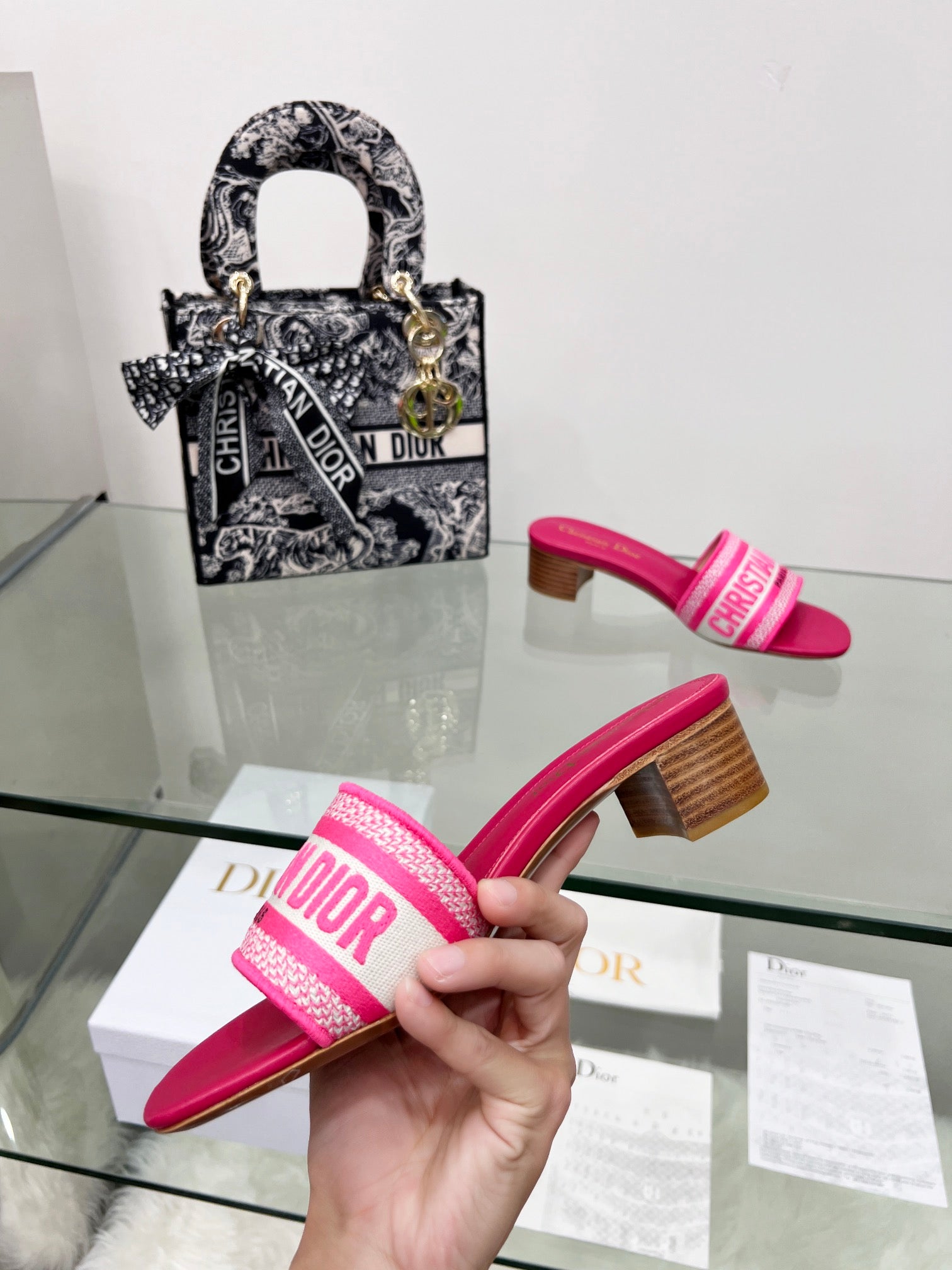 Luxury Shoes - DIR - 1284