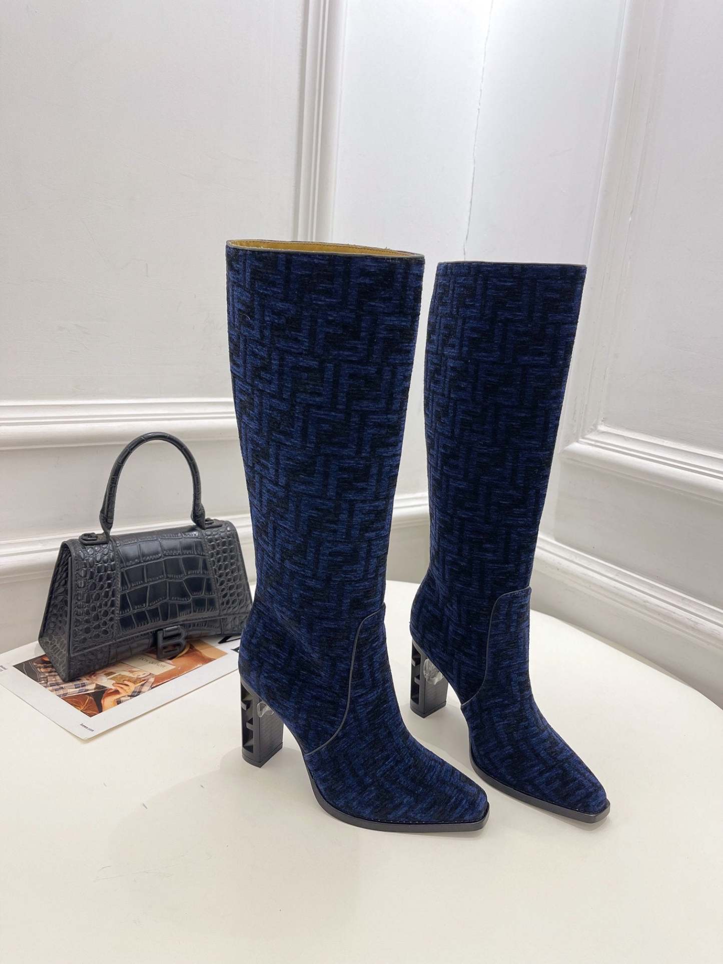 Luxury Shoes - FED - 340