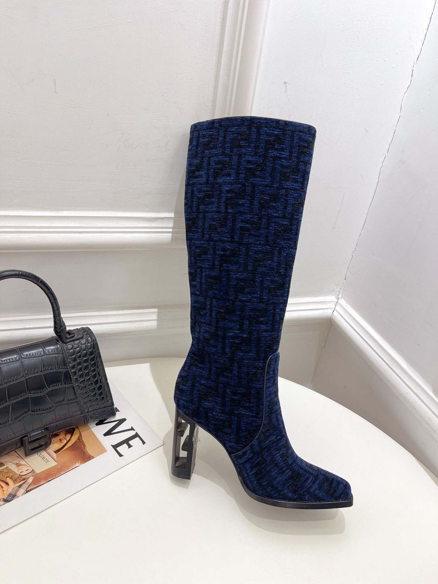 Luxury Shoes - FED - 340