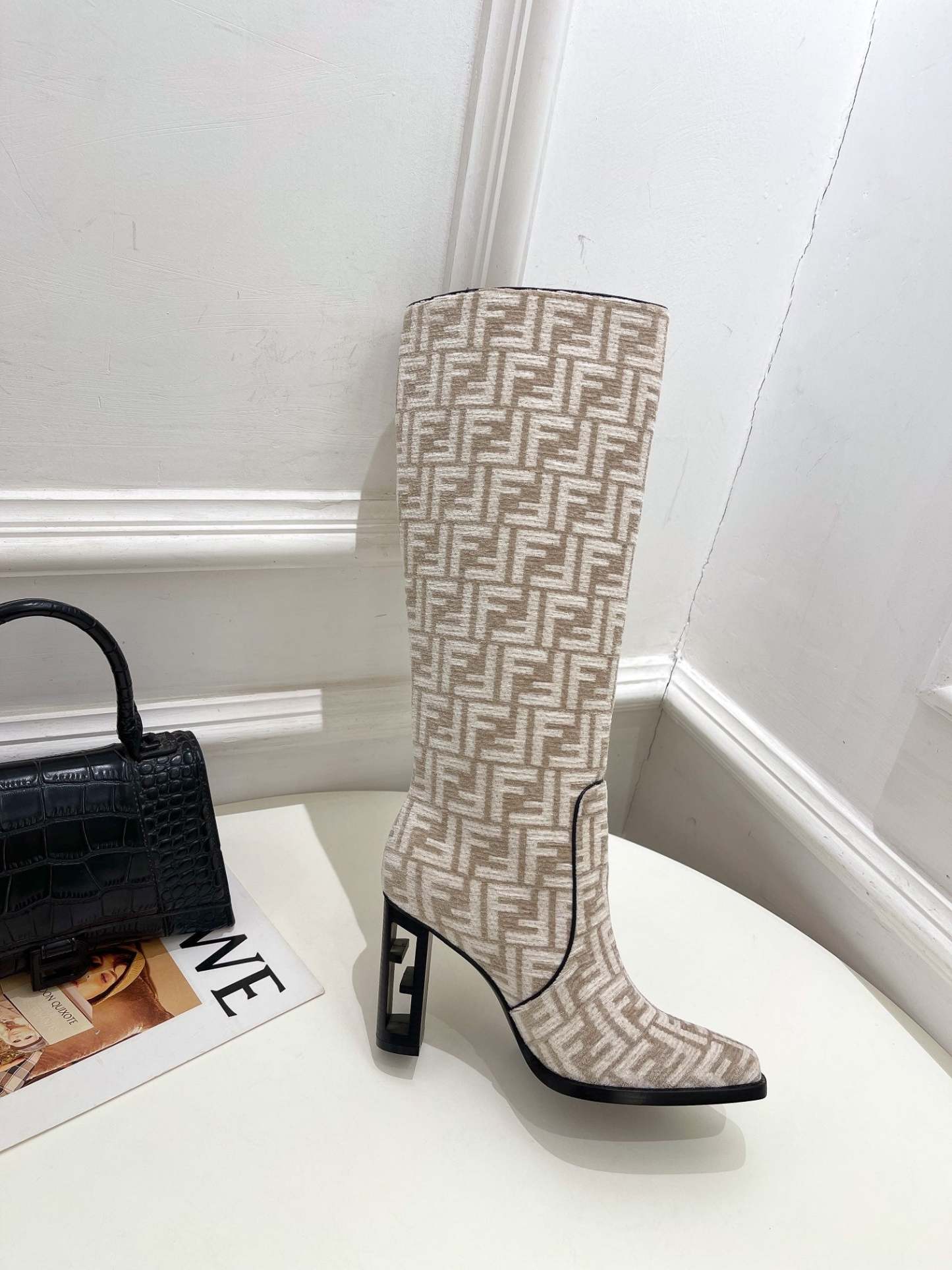 Luxury Shoes - FED - 341