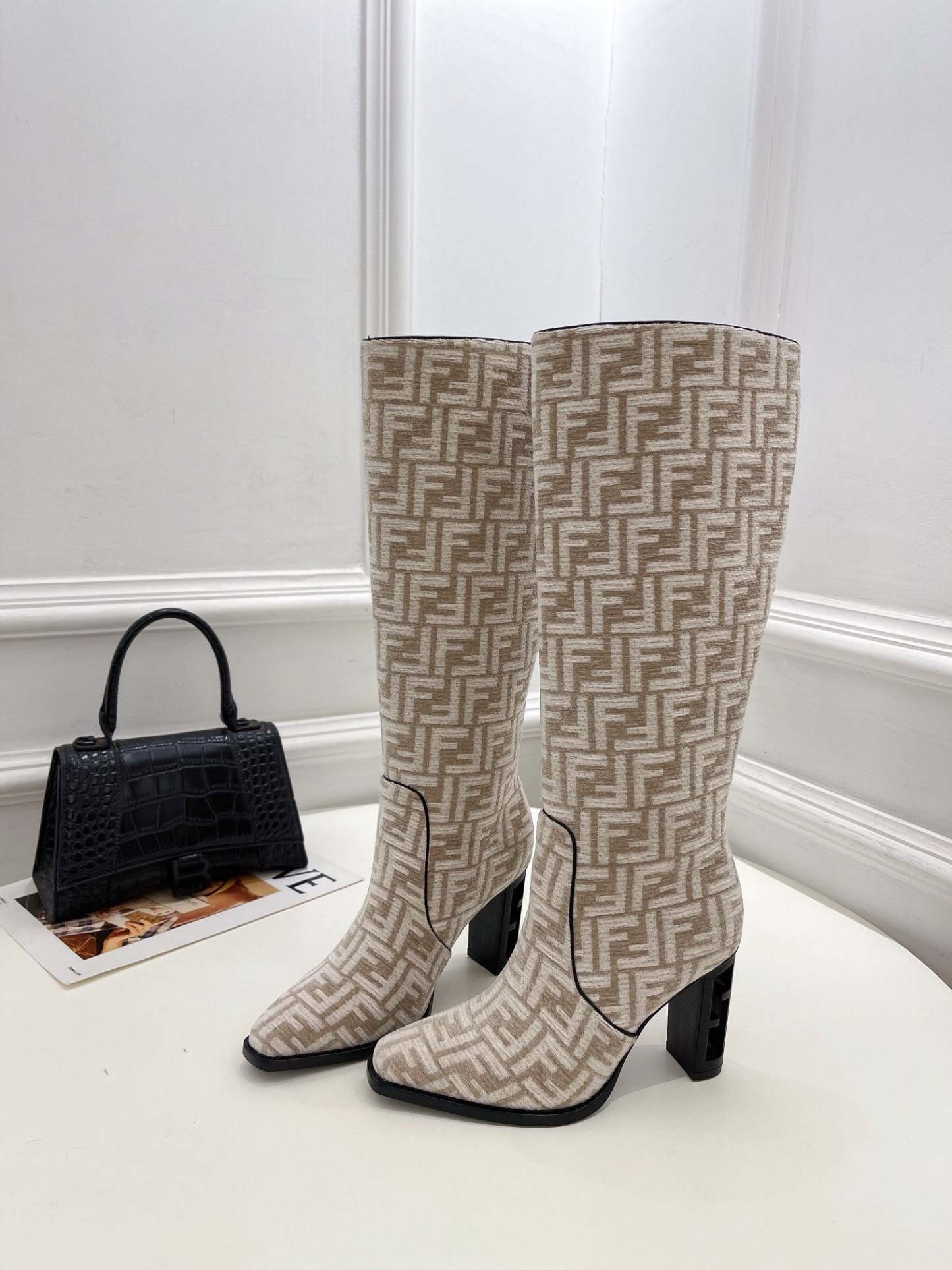Luxury Shoes - FED - 341