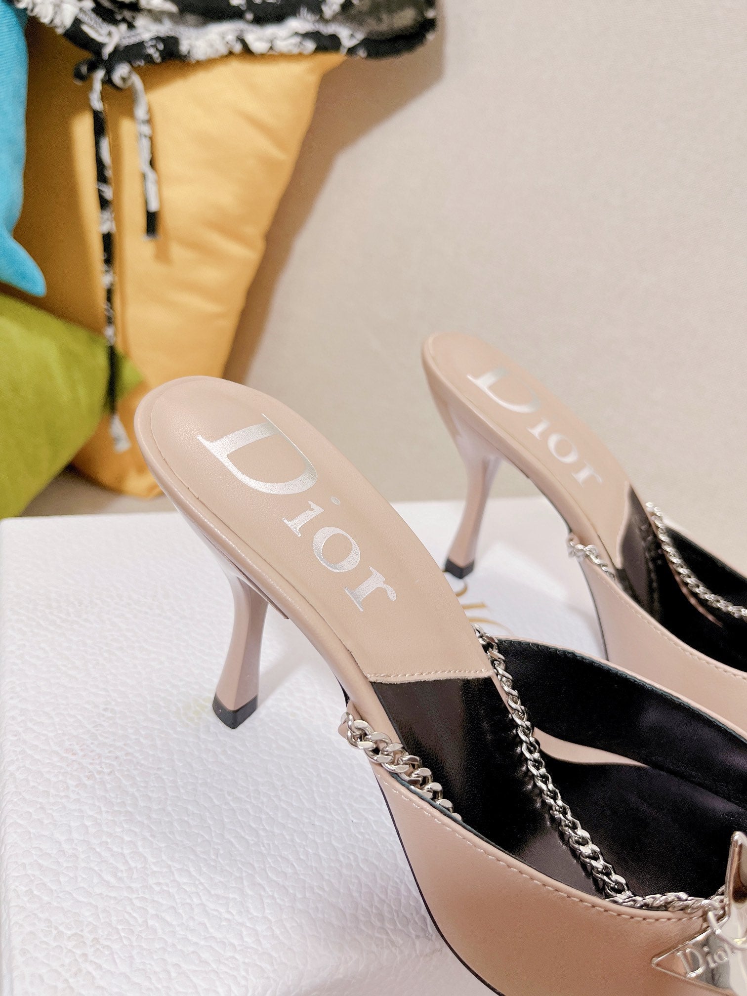 Luxury Shoes - DIR - 250