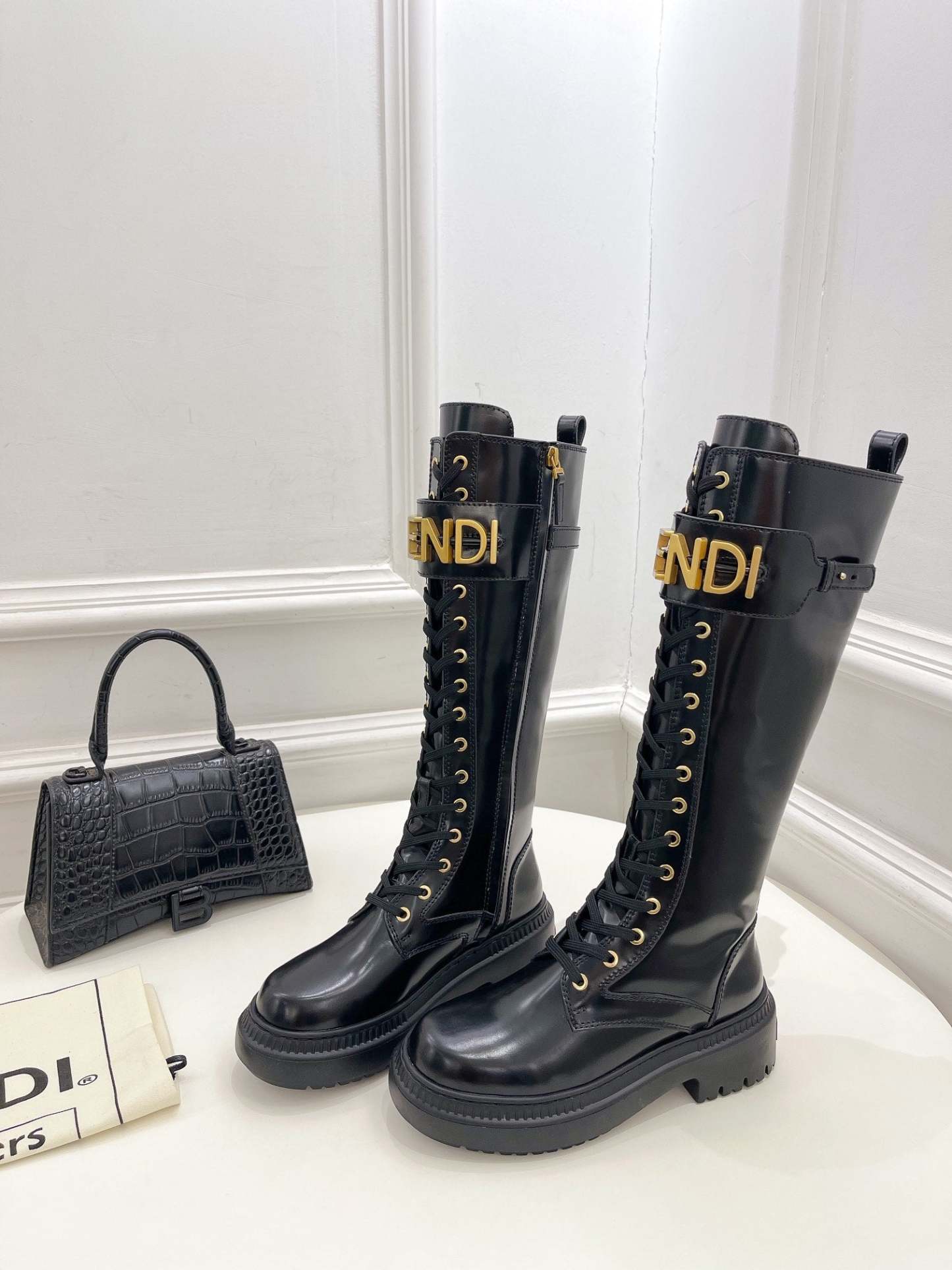 Luxury Shoes - FED - 318