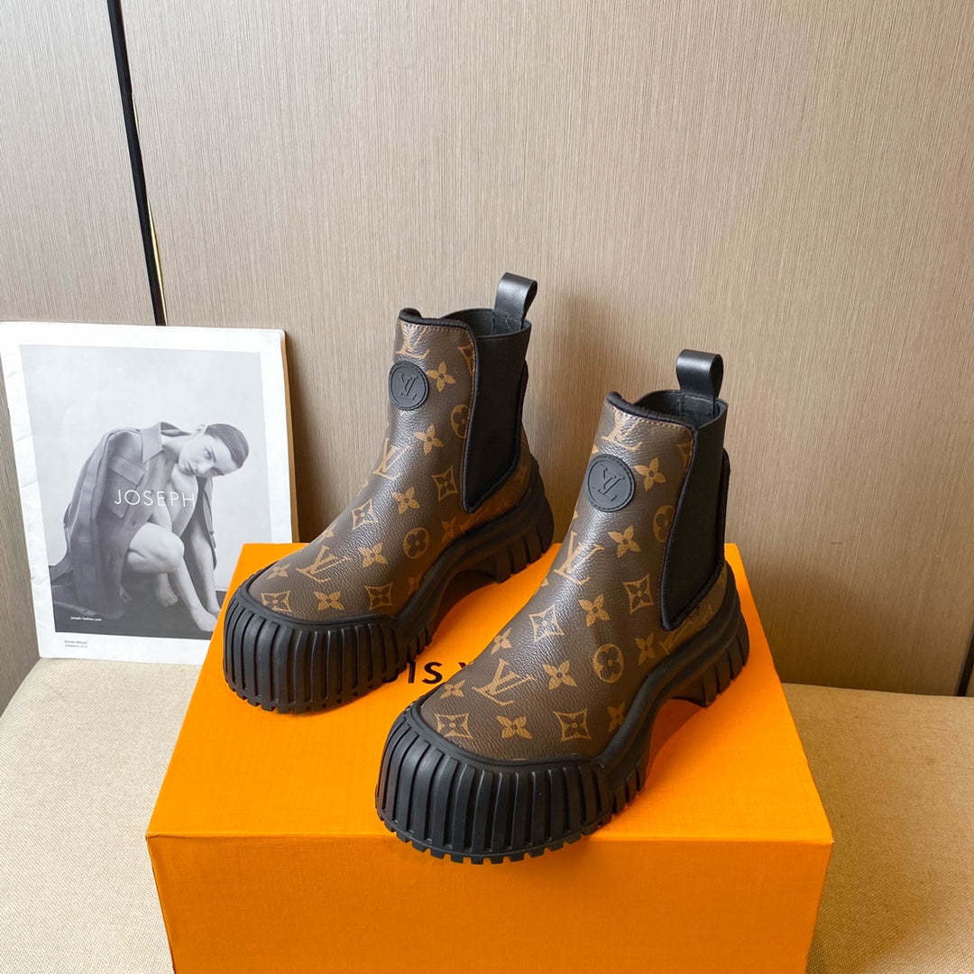 Luxury Shoes - LU-V - 452