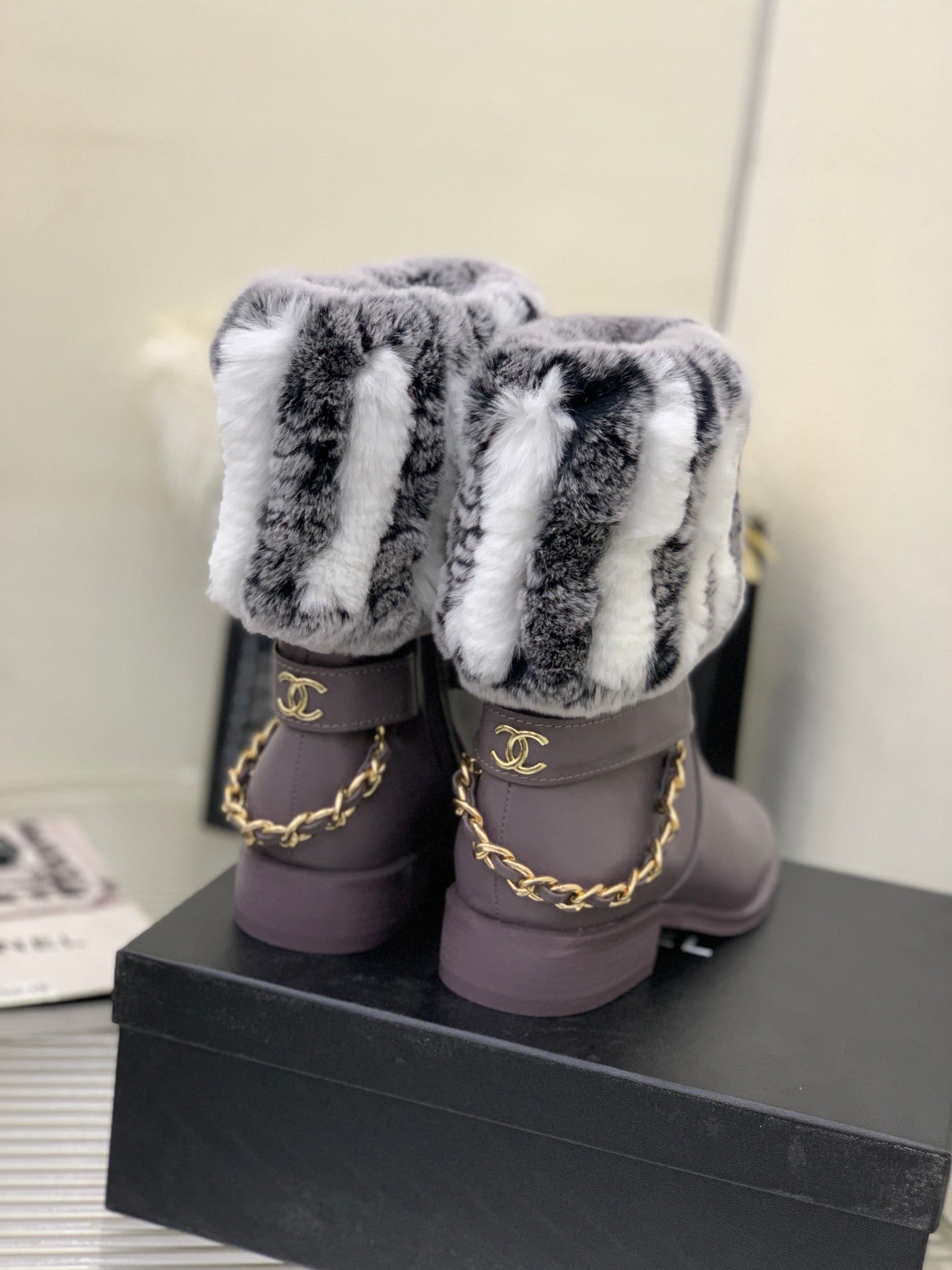 Luxury Shoes Sandals - CHL - 1329