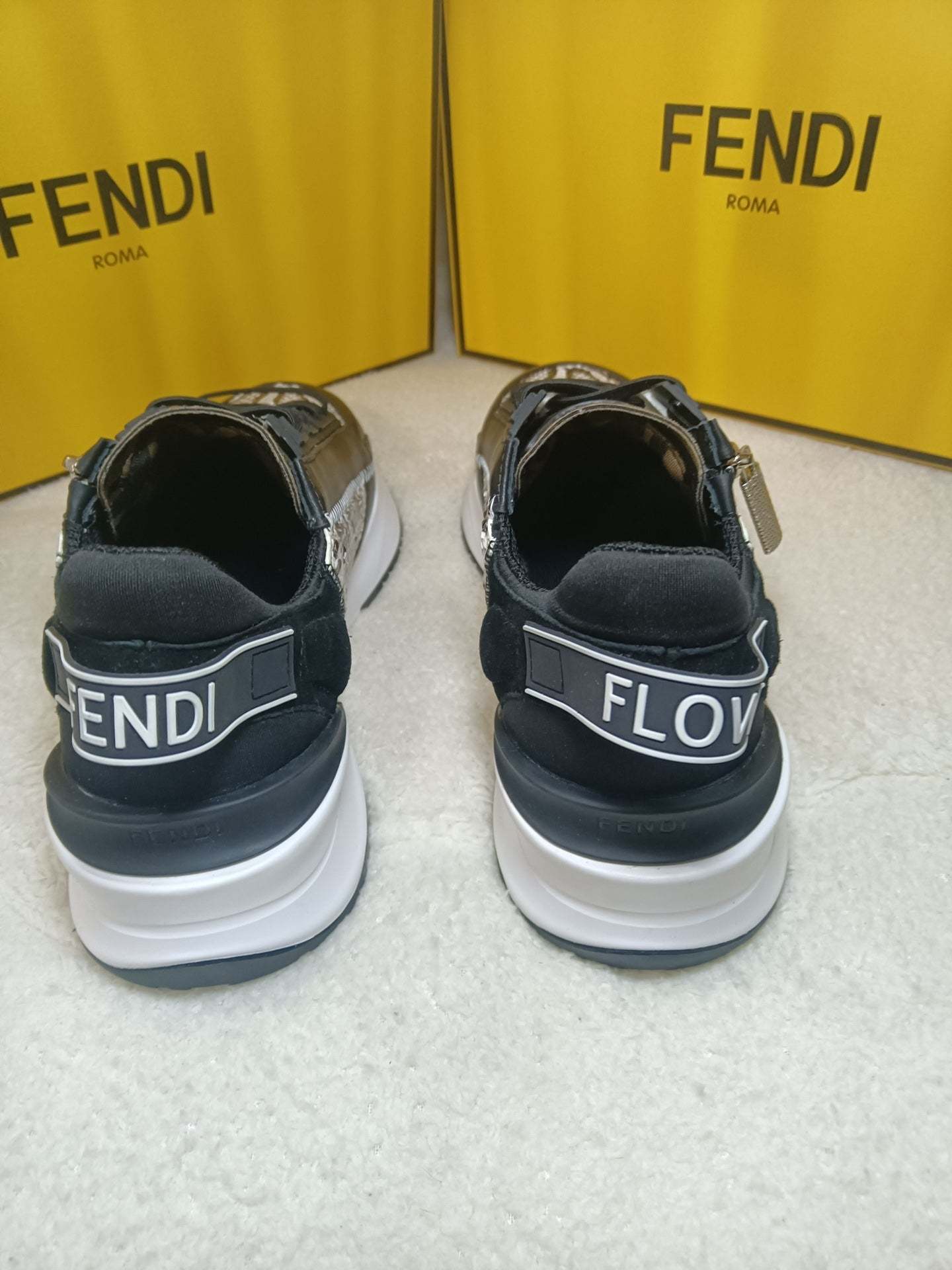 Luxury Shoes - FED - 013