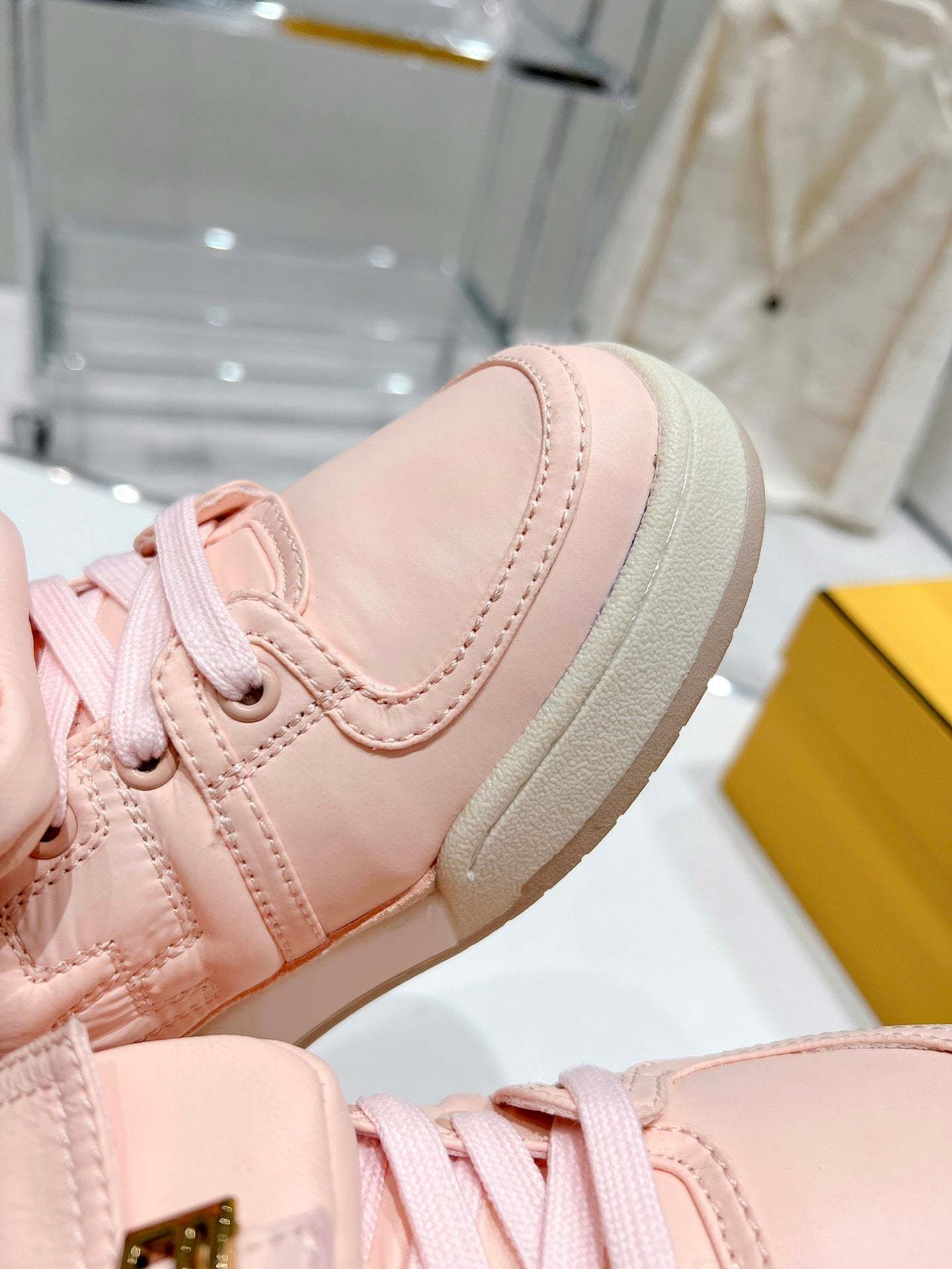 Luxury Shoes - FED - 246