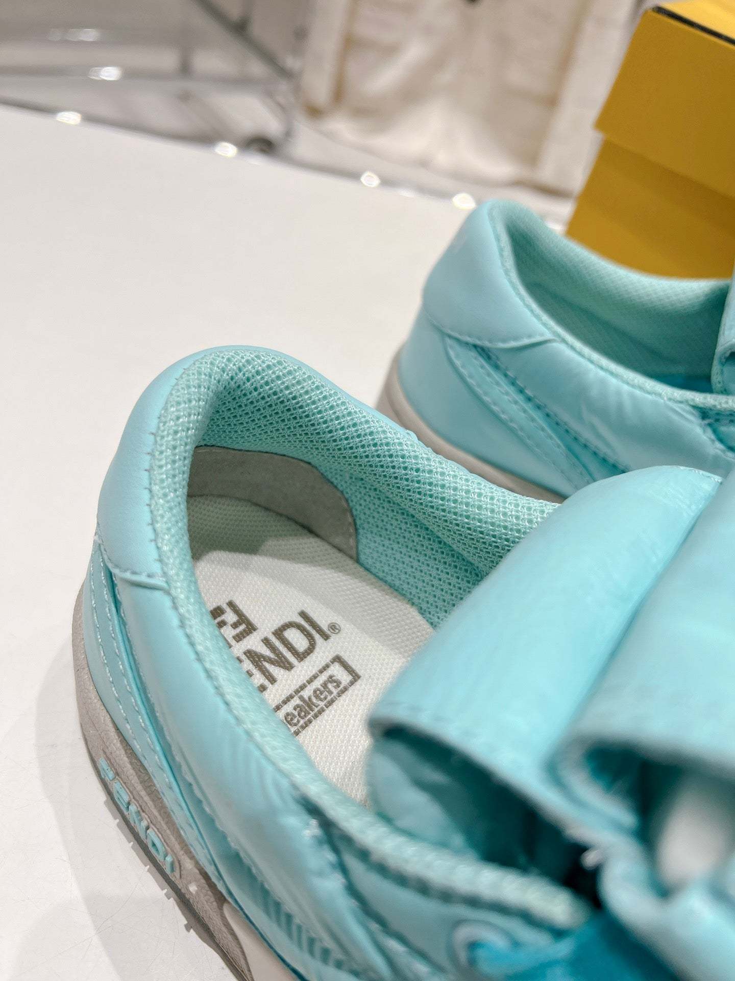 Luxury Shoes - FED - 250