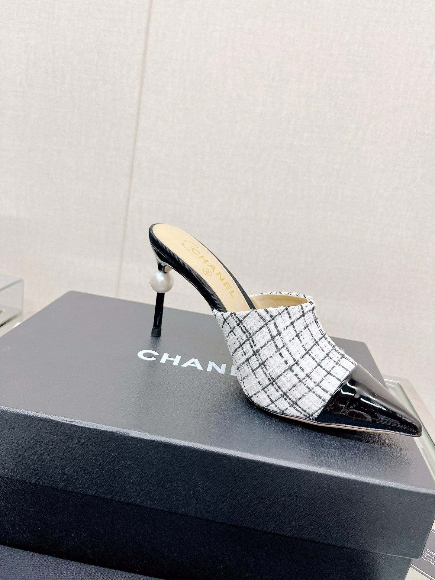 Luxury Shoes Sandals - CHL - 711