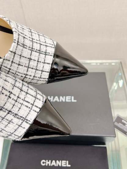 Luxury Shoes Sandals - CHL - 711